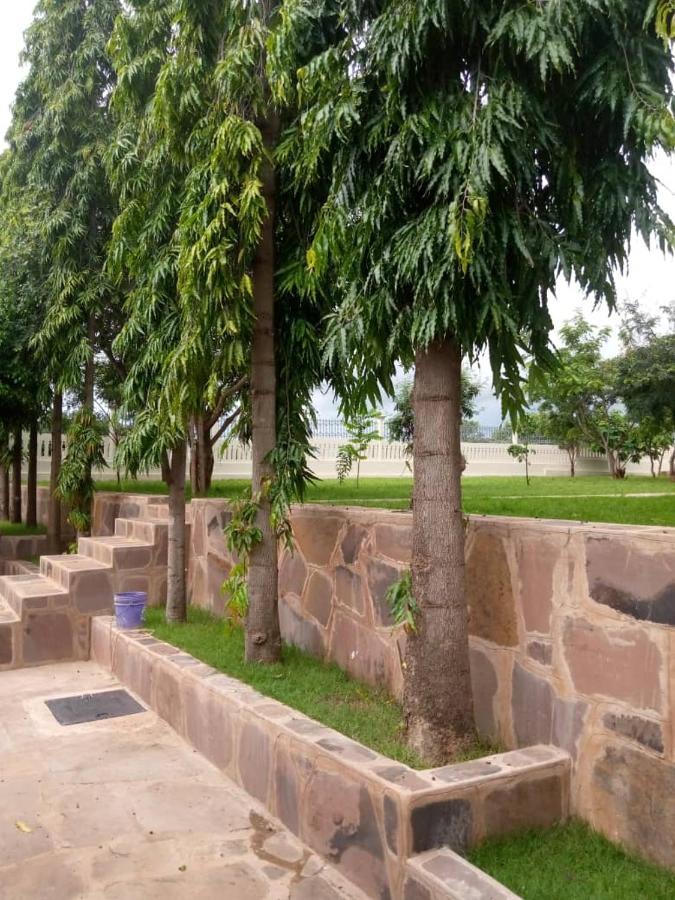 Coast View Resort Kigoma Buitenkant foto