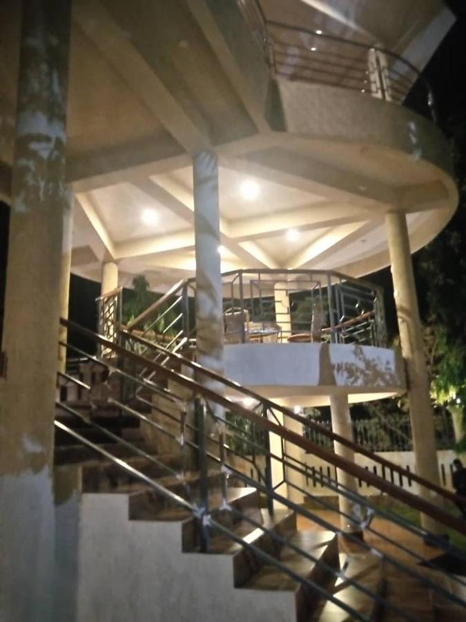 Coast View Resort Kigoma Buitenkant foto
